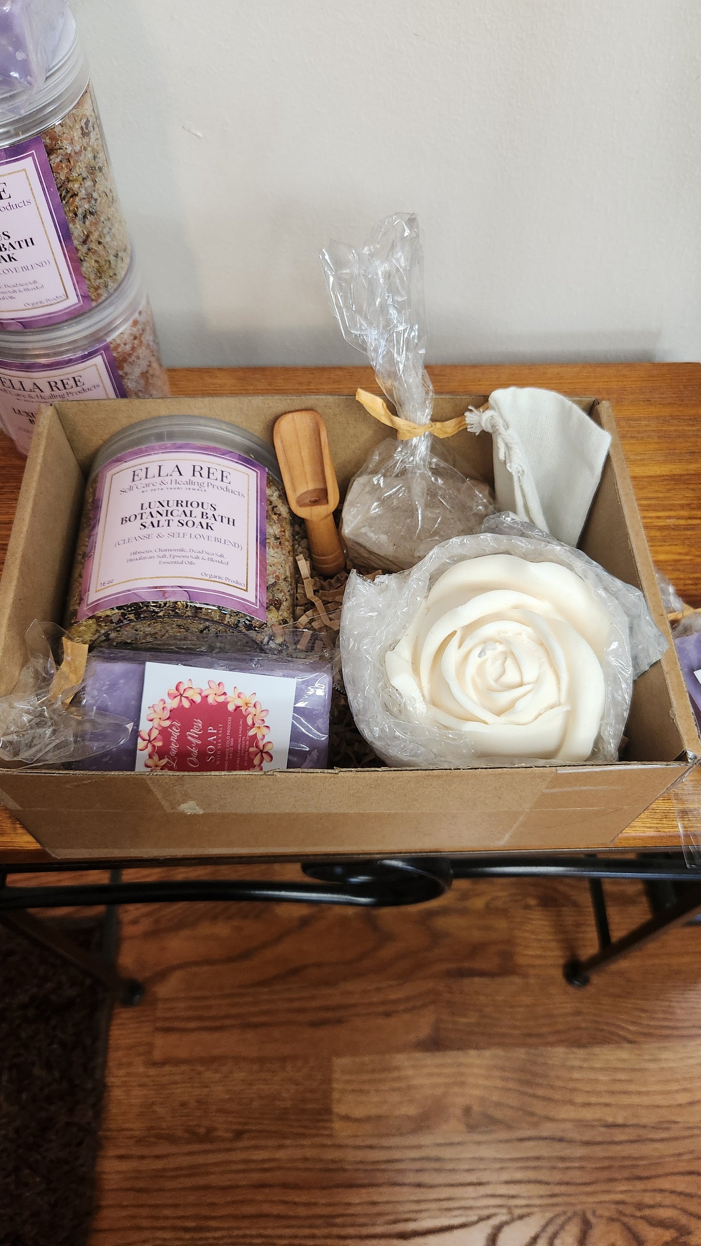 Ella Ree Rose Candle Bath Salt Cleansing & Healing Kit