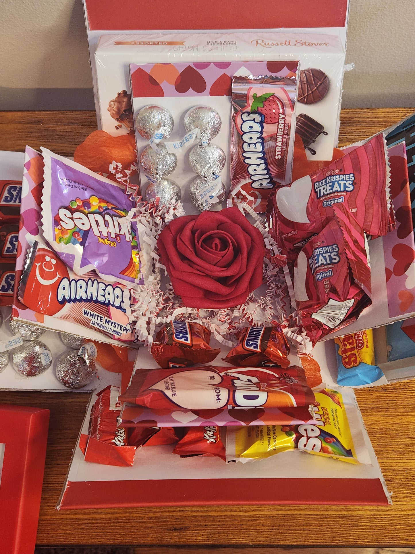 Exploding Candy Box with Pink Rose