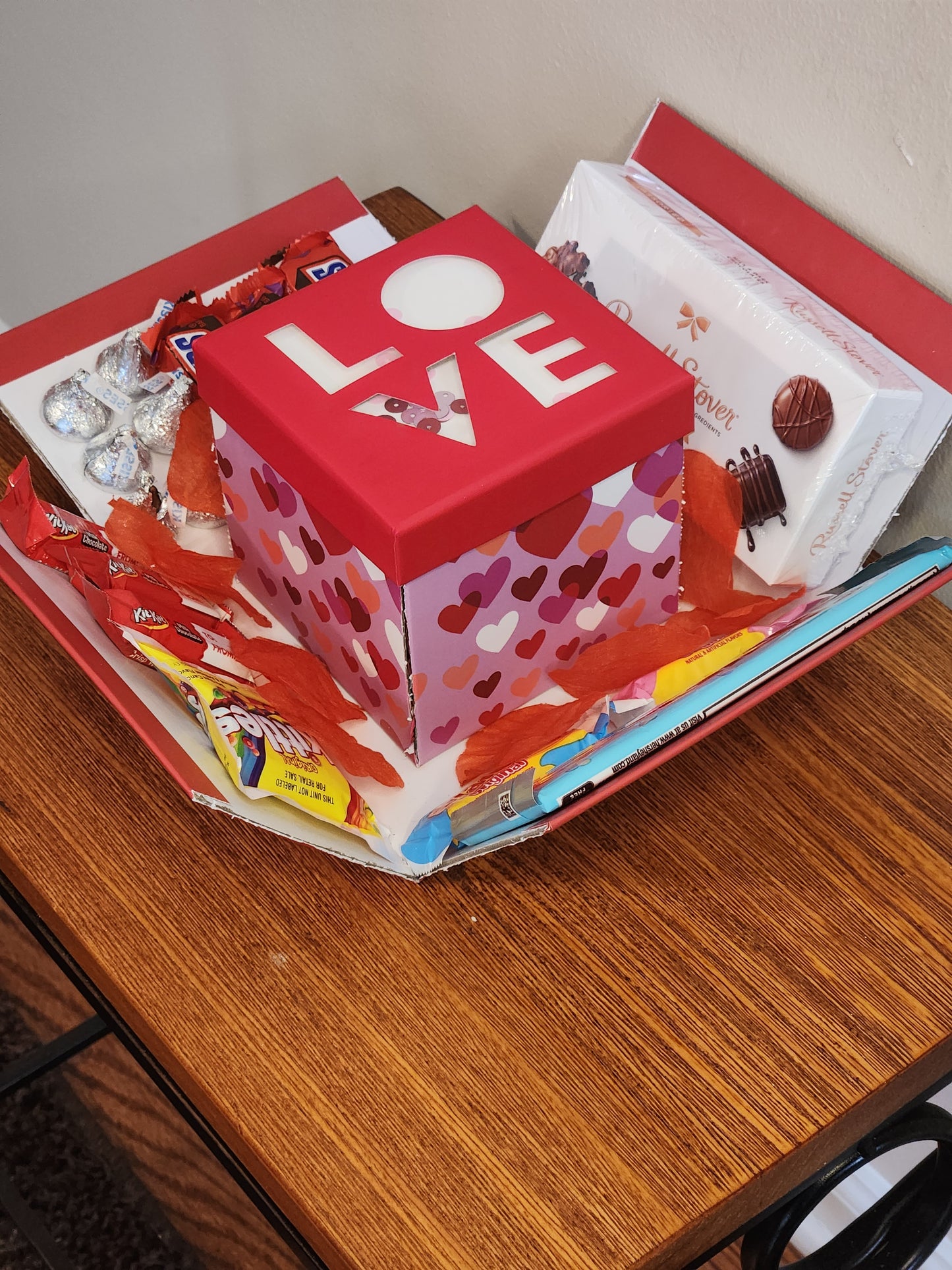 Exploding Candy Box with Pink Rose