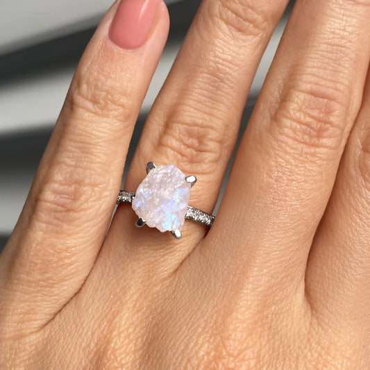925 Sterling Silver Moonstone Ring Size 6